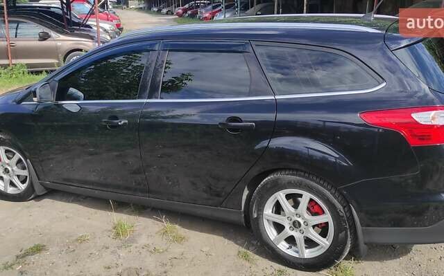 Форд Фокус 2013 у Львові на Automoto.ua Чорний Форд Фокус, об'ємом двигуна 1.6 л та пробігом 252 тис. км за 10500 $, фото 2 на Automoto.ua