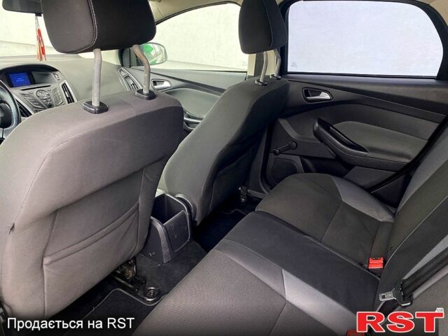 Чорний Форд Фокус, об'ємом двигуна 1.6 л та пробігом 163 тис. км за 7600 $, фото 9 на Automoto.ua