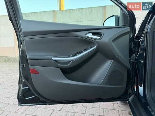Чорний Форд Фокус, об'ємом двигуна 1.6 л та пробігом 235 тис. км за 8650 $, фото 88 на Automoto.ua