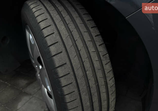 Чорний Форд Фокус, об'ємом двигуна 1.6 л та пробігом 265 тис. км за 9299 $, фото 49 на Automoto.ua