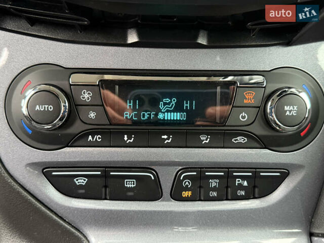 Чорний Форд Фокус, об'ємом двигуна 1.6 л та пробігом 213 тис. км за 8700 $, фото 52 на Automoto.ua