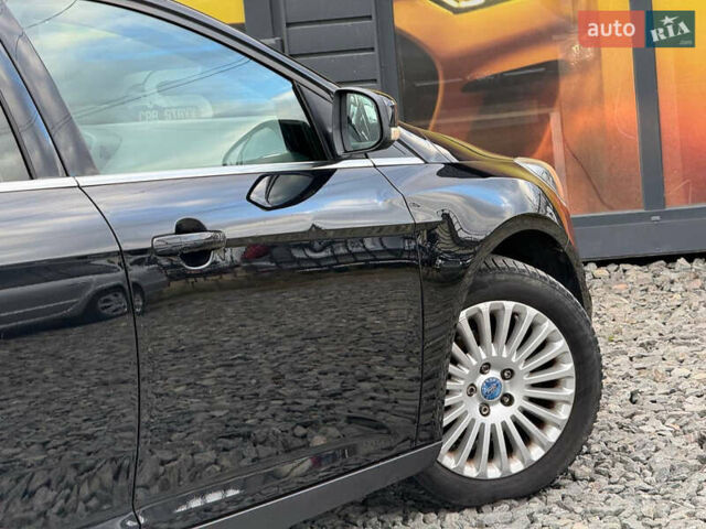 Черный Форд Фокус, объемом двигателя 1.6 л и пробегом 253 тыс. км за 6999 $, фото 30 на Automoto.ua