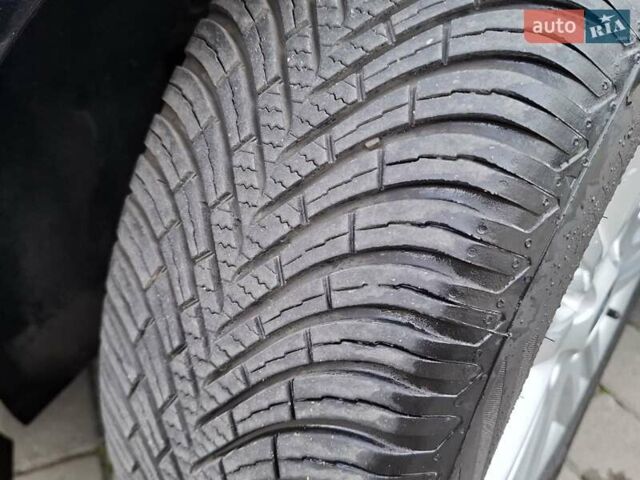 Чорний Форд Фокус, об'ємом двигуна 1.6 л та пробігом 288 тис. км за 8600 $, фото 12 на Automoto.ua