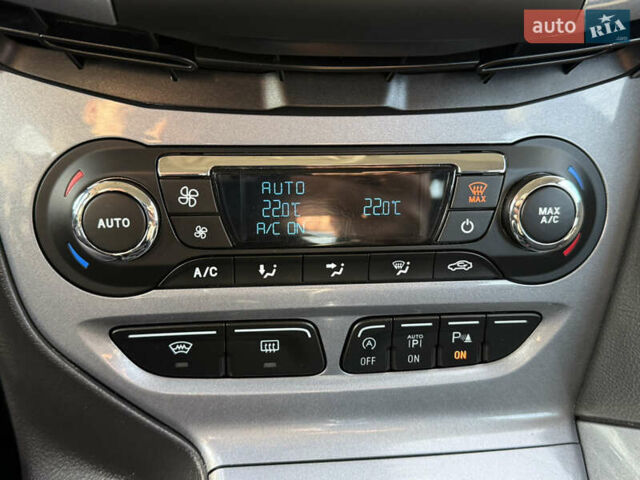 Форд Фокус 2013 у Стрые на Automoto.ua Чорний Форд Фокус, об'ємом двигуна 1.6 л та пробігом 240 тис. км за 8999 $, фото 54 на Automoto.ua