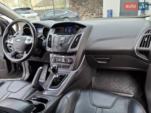 Чорний Форд Фокус, об'ємом двигуна 1.6 л та пробігом 288 тис. км за 8600 $, фото 28 на Automoto.ua