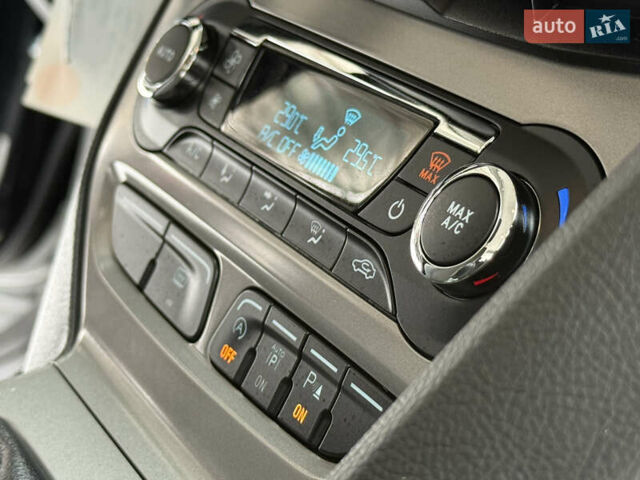 Черный Форд Фокус, объемом двигателя 1.6 л и пробегом 186 тыс. км за 7700 $, фото 61 на Automoto.ua