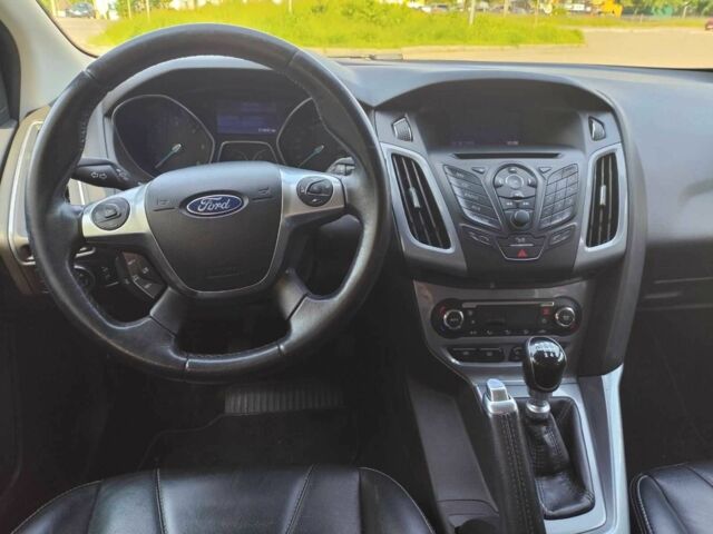 Чорний Форд Фокус, об'ємом двигуна 1.6 л та пробігом 221 тис. км за 8450 $, фото 7 на Automoto.ua