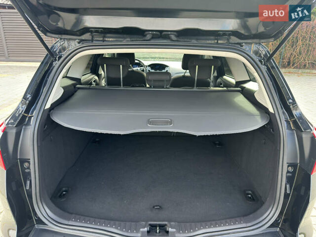 Чорний Форд Фокус, об'ємом двигуна 1.6 л та пробігом 278 тис. км за 8599 $, фото 8 на Automoto.ua