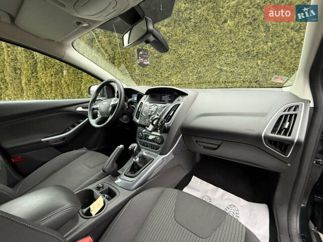 Чорний Форд Фокус, об'ємом двигуна 1.6 л та пробігом 213 тис. км за 8700 $, фото 30 на Automoto.ua