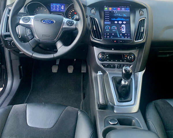 Форд Фокус 2013 у Стрые на Automoto.ua Чорний Форд Фокус, об'ємом двигуна 1.6 л та пробігом 219 тис. км за 9950 $, фото 45 на Automoto.ua