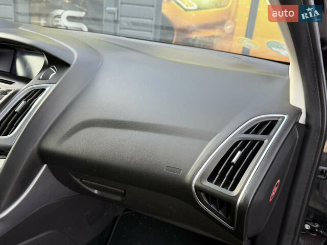 Форд Фокус 2013 у Стрые на Automoto.ua Чорний Форд Фокус, об'ємом двигуна 1.6 л та пробігом 240 тис. км за 8999 $, фото 33 на Automoto.ua