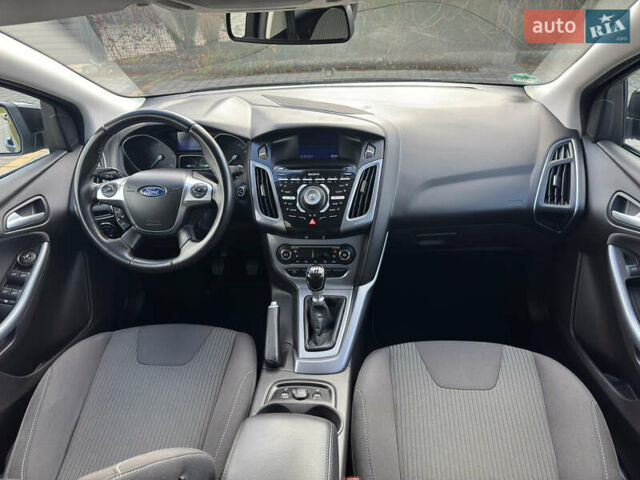 Чорний Форд Фокус, об'ємом двигуна 1.6 л та пробігом 278 тис. км за 8599 $, фото 40 на Automoto.ua