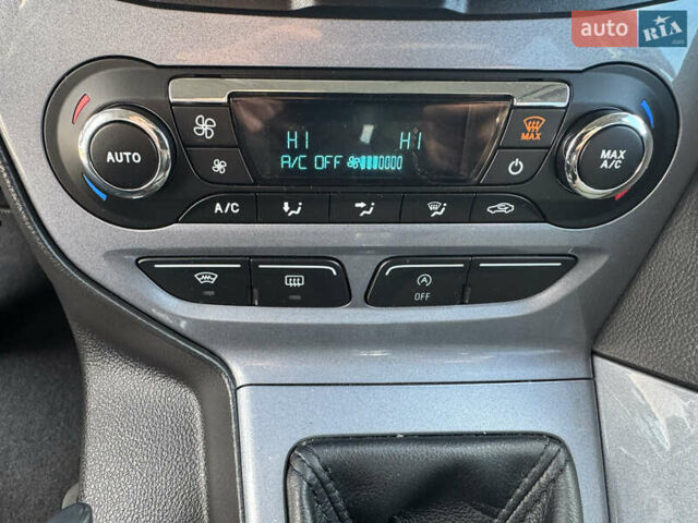 Чорний Форд Фокус, об'ємом двигуна 1.6 л та пробігом 278 тис. км за 8599 $, фото 19 на Automoto.ua