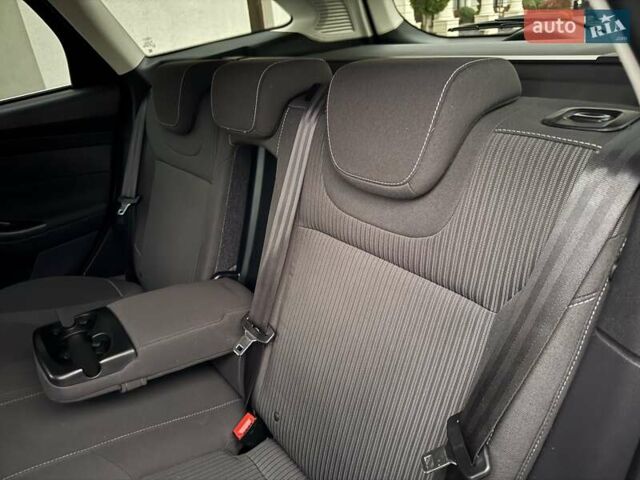 Чорний Форд Фокус, об'ємом двигуна 1.6 л та пробігом 227 тис. км за 8450 $, фото 60 на Automoto.ua