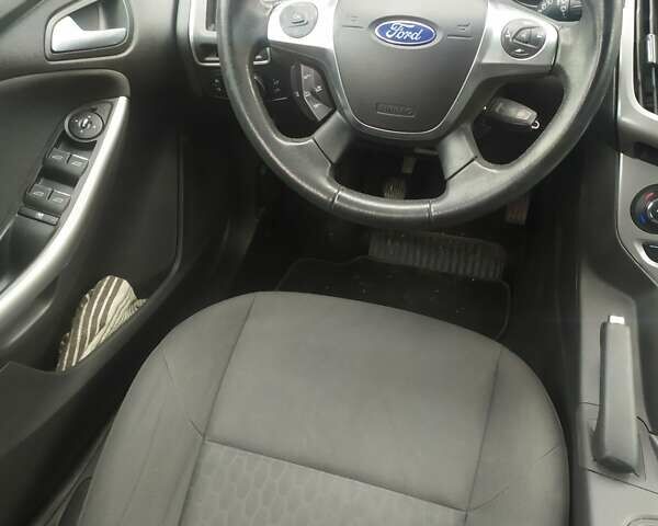 Чорний Форд Фокус, об'ємом двигуна 1.6 л та пробігом 193 тис. км за 8450 $, фото 8 на Automoto.ua