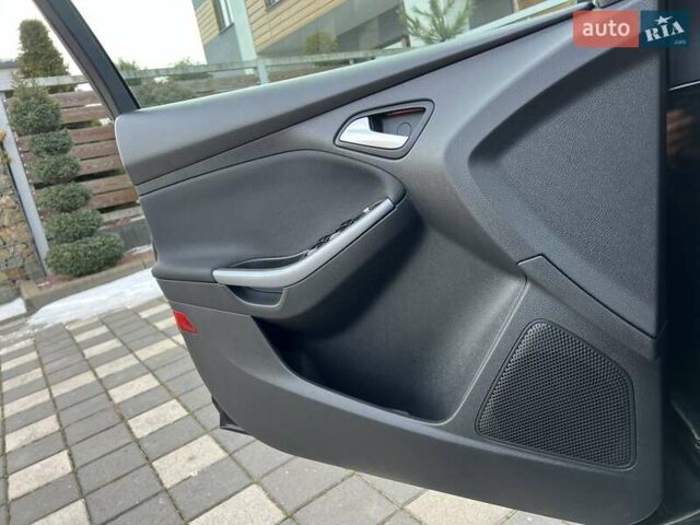 Чорний Форд Фокус, об'ємом двигуна 1.6 л та пробігом 218 тис. км за 8950 $, фото 88 на Automoto.ua