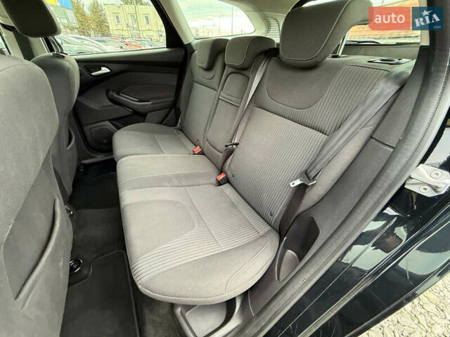 Черный Форд Фокус, объемом двигателя 1.6 л и пробегом 253 тыс. км за 6999 $, фото 44 на Automoto.ua