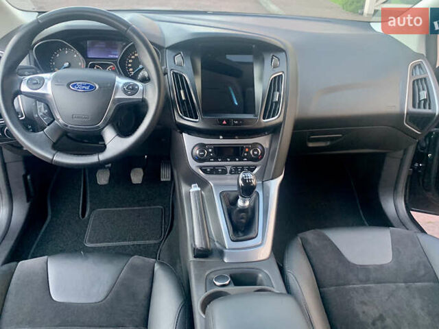 Форд Фокус 2013 у Стрые на Automoto.ua Чорний Форд Фокус, об'ємом двигуна 1.6 л та пробігом 219 тис. км за 9950 $, фото 49 на Automoto.ua