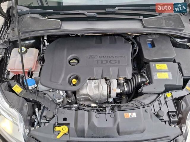 Чорний Форд Фокус, об'ємом двигуна 1.6 л та пробігом 288 тис. км за 8600 $, фото 15 на Automoto.ua