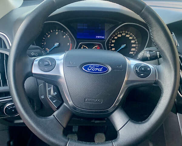 Форд Фокус 2013 у Стрые на Automoto.ua Чорний Форд Фокус, об'ємом двигуна 1.6 л та пробігом 219 тис. км за 9950 $, фото 48 на Automoto.ua