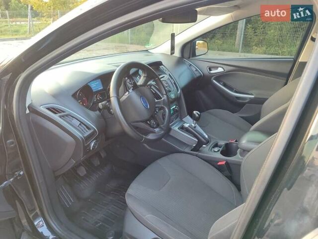 Черный Форд Фокус, объемом двигателя 1.6 л и пробегом 190 тыс. км за 8000 $, фото 4 на Automoto.ua