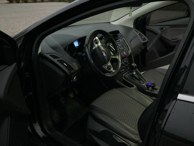 Черный Форд Фокус, объемом двигателя 1.6 л и пробегом 196 тыс. км за 7700 $, фото 6 на Automoto.ua