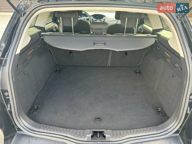 Чорний Форд Фокус, об'ємом двигуна 1.6 л та пробігом 278 тис. км за 8599 $, фото 27 на Automoto.ua