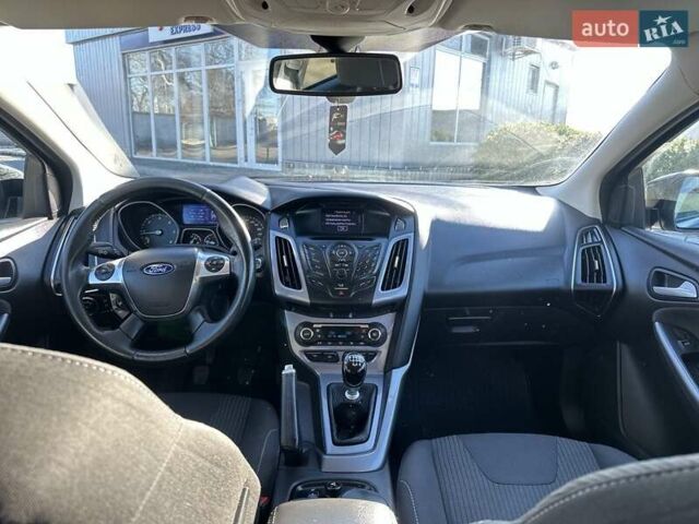 Чорний Форд Фокус, об'ємом двигуна 1.59 л та пробігом 229 тис. км за 8750 $, фото 13 на Automoto.ua