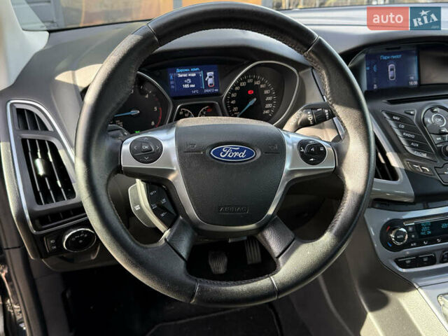 Форд Фокус 2013 у Стрые на Automoto.ua Чорний Форд Фокус, об'ємом двигуна 1.6 л та пробігом 240 тис. км за 8999 $, фото 46 на Automoto.ua