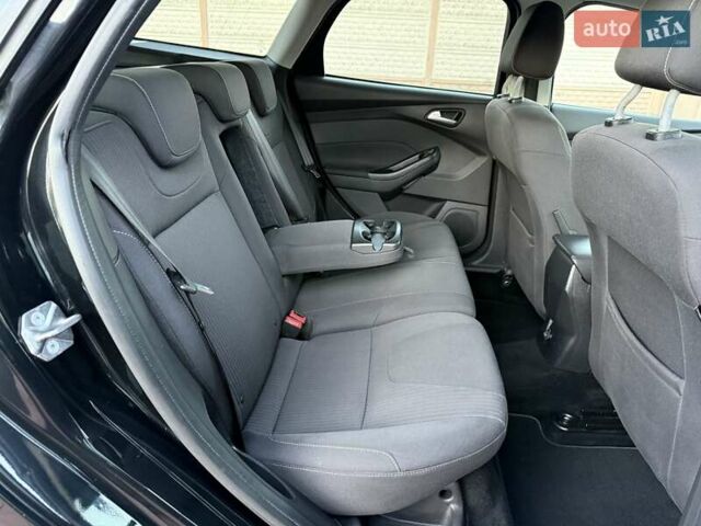 Чорний Форд Фокус, об'ємом двигуна 1.6 л та пробігом 235 тис. км за 8650 $, фото 145 на Automoto.ua