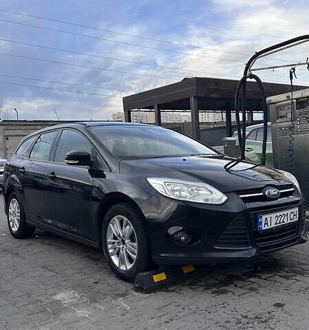 Форд Фокус 2013 в Киеве на Automoto.ua Черный Форд Фокус, объемом двигателя 1.56 л и пробегом 288 тыс. км за 7900 $, фото 2 на Automoto.ua