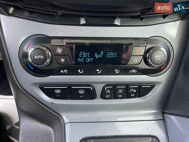 Чорний Форд Фокус, об'ємом двигуна 1.6 л та пробігом 191 тис. км за 8600 $, фото 18 на Automoto.ua