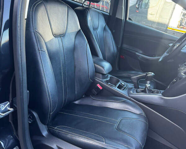 Черный Форд Фокус, объемом двигателя 1.6 л и пробегом 213 тыс. км за 9050 $, фото 36 на Automoto.ua