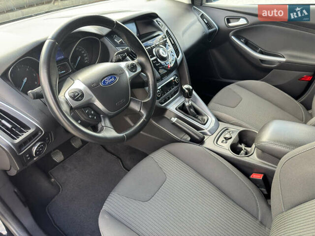 Чорний Форд Фокус, об'ємом двигуна 1.6 л та пробігом 278 тис. км за 8599 $, фото 36 на Automoto.ua