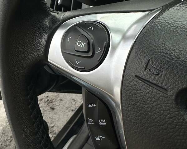 Черный Форд Фокус, объемом двигателя 1.6 л и пробегом 247 тыс. км за 7700 $, фото 17 на Automoto.ua