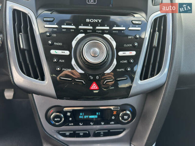 Чорний Форд Фокус, об'ємом двигуна 1.6 л та пробігом 278 тис. км за 8599 $, фото 17 на Automoto.ua