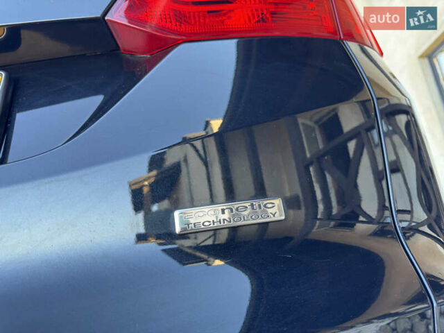 Черный Форд Фокус, объемом двигателя 1.6 л и пробегом 234 тыс. км за 8350 $, фото 74 на Automoto.ua