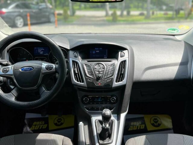 Форд Фокус 2013 у Львові на Automoto.ua Чорний Форд Фокус, об'ємом двигуна 1.6 л та пробігом 225 тис. км за 7500 $, фото 11 на Automoto.ua
