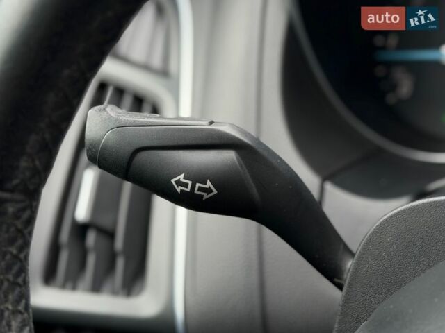 Черный Форд Фокус, объемом двигателя 1.6 л и пробегом 275 тыс. км за 8350 $, фото 33 на Automoto.ua