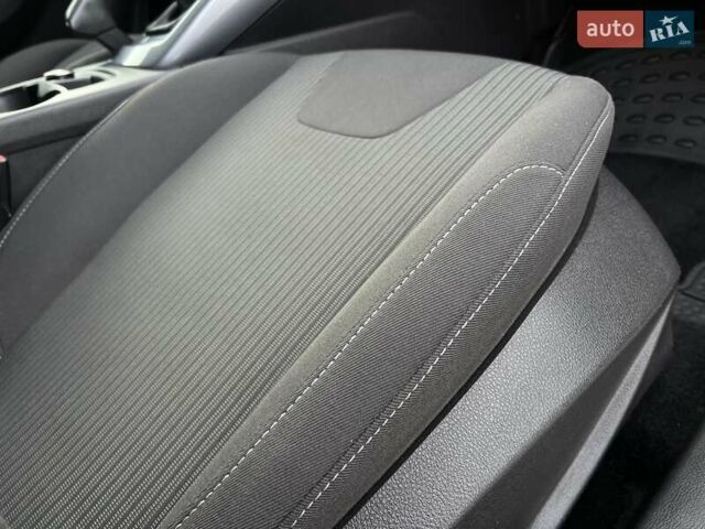 Чорний Форд Фокус, об'ємом двигуна 1.6 л та пробігом 218 тис. км за 8950 $, фото 115 на Automoto.ua