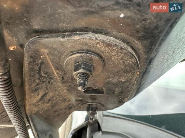 Чорний Форд Фокус, об'ємом двигуна 1.6 л та пробігом 215 тис. км за 8999 $, фото 85 на Automoto.ua