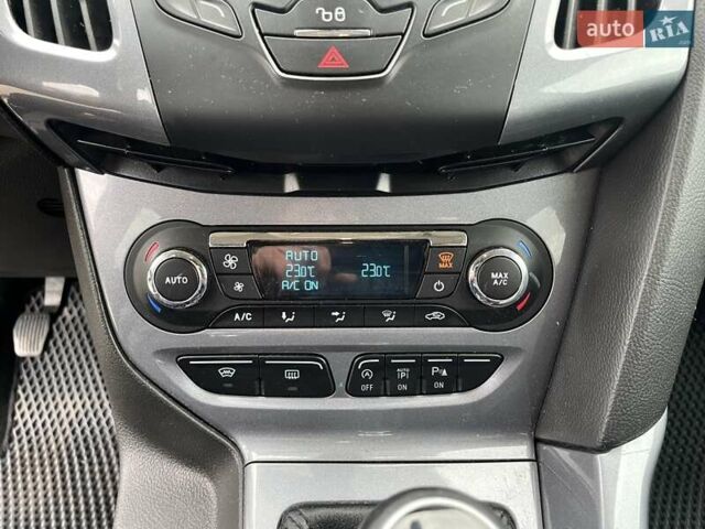 Чорний Форд Фокус, об'ємом двигуна 1.6 л та пробігом 261 тис. км за 7700 $, фото 44 на Automoto.ua