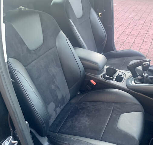 Форд Фокус 2013 у Стрые на Automoto.ua Чорний Форд Фокус, об'ємом двигуна 1.6 л та пробігом 219 тис. км за 9950 $, фото 37 на Automoto.ua