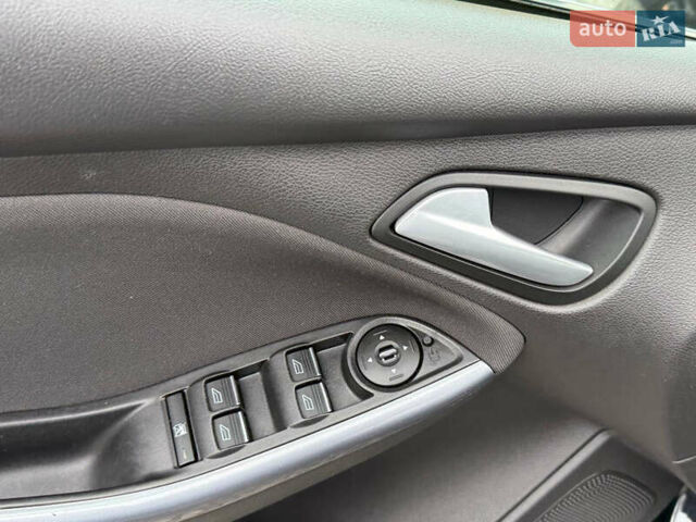 Черный Форд Фокус, объемом двигателя 1.6 л и пробегом 253 тыс. км за 6999 $, фото 47 на Automoto.ua