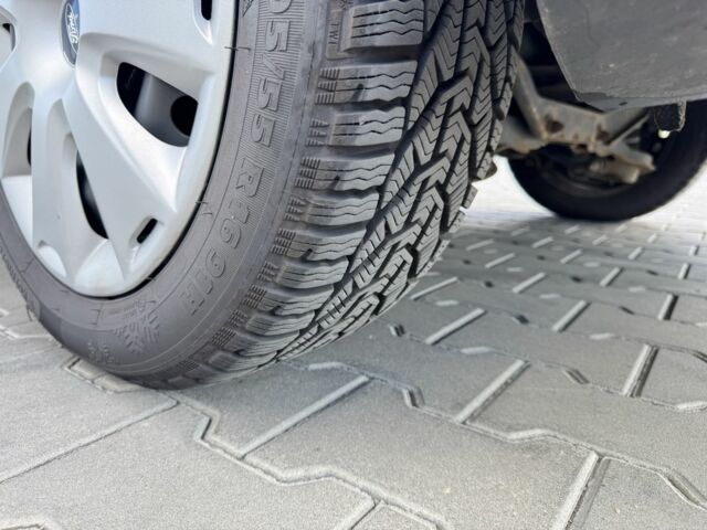 Форд Фокус 2013 в Луцке на Automoto.ua Черный Форд Фокус, объемом двигателя 1.6 л и пробегом 237 тыс. км за 6900 $, фото 11 на Automoto.ua