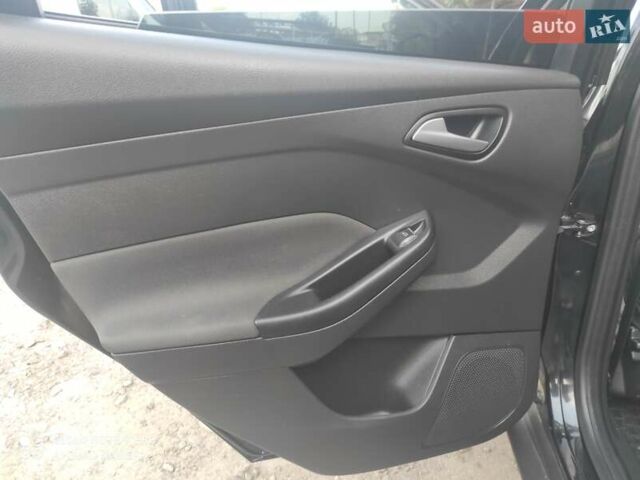 Форд Фокус 2013 у Львові на Automoto.ua Чорний Форд Фокус, об'ємом двигуна 1.6 л та пробігом 252 тис. км за 10500 $, фото 14 на Automoto.ua