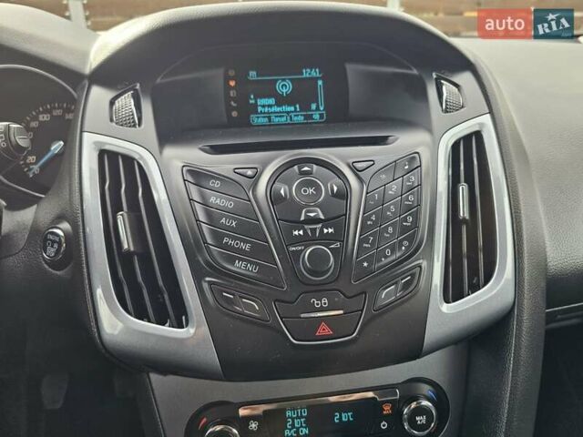 Черный Форд Фокус, объемом двигателя 1.6 л и пробегом 231 тыс. км за 8999 $, фото 90 на Automoto.ua