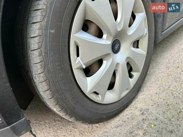 Форд Фокус 2014 у Львові на Automoto.ua Чорний Форд Фокус, об'ємом двигуна 1.6 л та пробігом 325 тис. км за 7200 $, фото 4 на Automoto.ua
