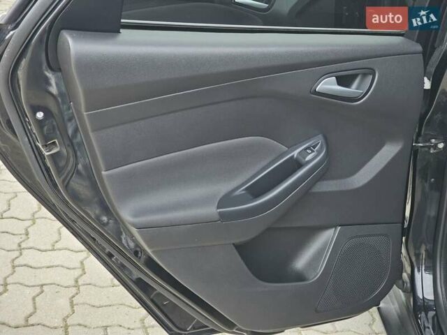 Черный Форд Фокус, объемом двигателя 1.6 л и пробегом 231 тыс. км за 8999 $, фото 80 на Automoto.ua