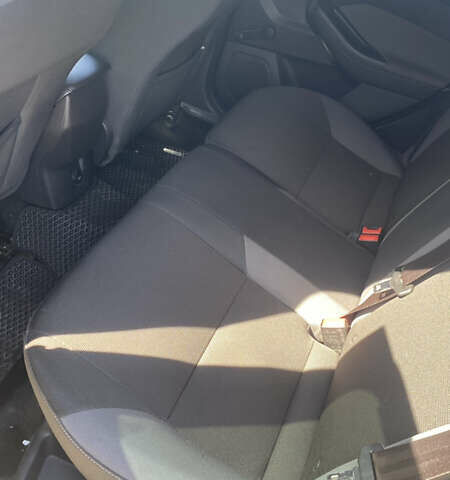 Черный Форд Фокус, объемом двигателя 1.6 л и пробегом 295 тыс. км за 6800 $, фото 10 на Automoto.ua